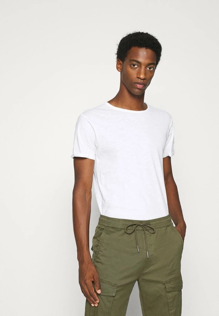 Tout neuf 👏 INDICODE 👖 JEANS ALAIN - T-shirt Basique - Offwhite 🔥